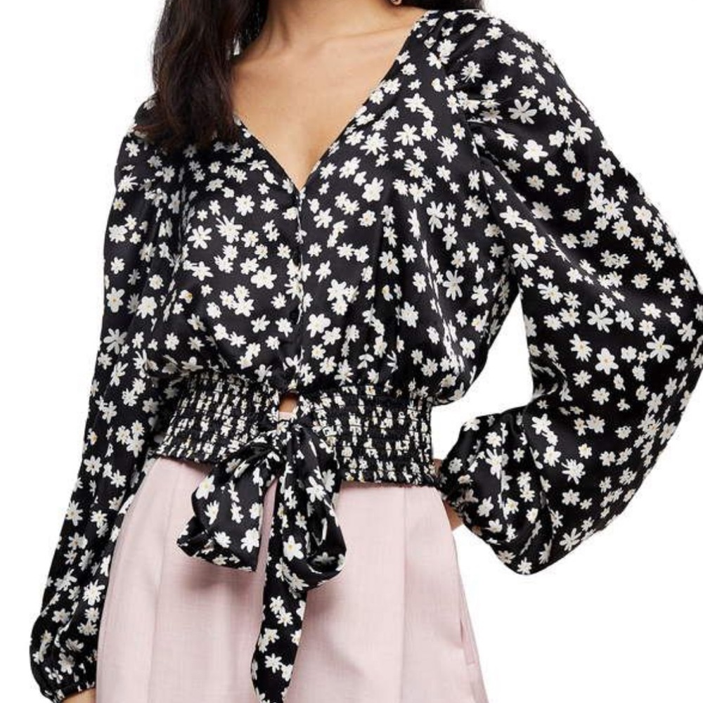 NWT Topshop Daisy Satin Effect floral Tie Front Blouse